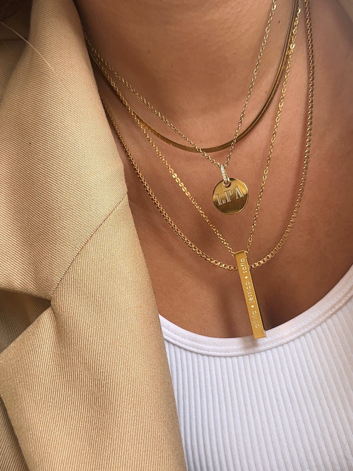 Beads by Tara Bailey circle necklace in gold or silver stainless steel