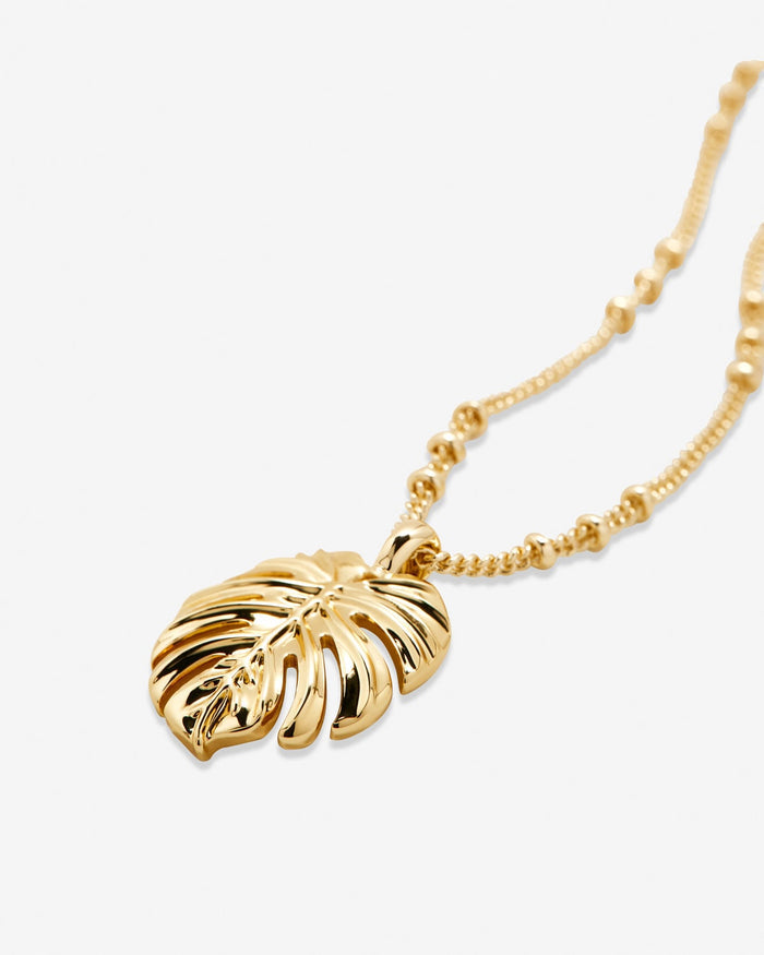 Bryan Anthonys Gold Breathe Pendant Necklace Macro