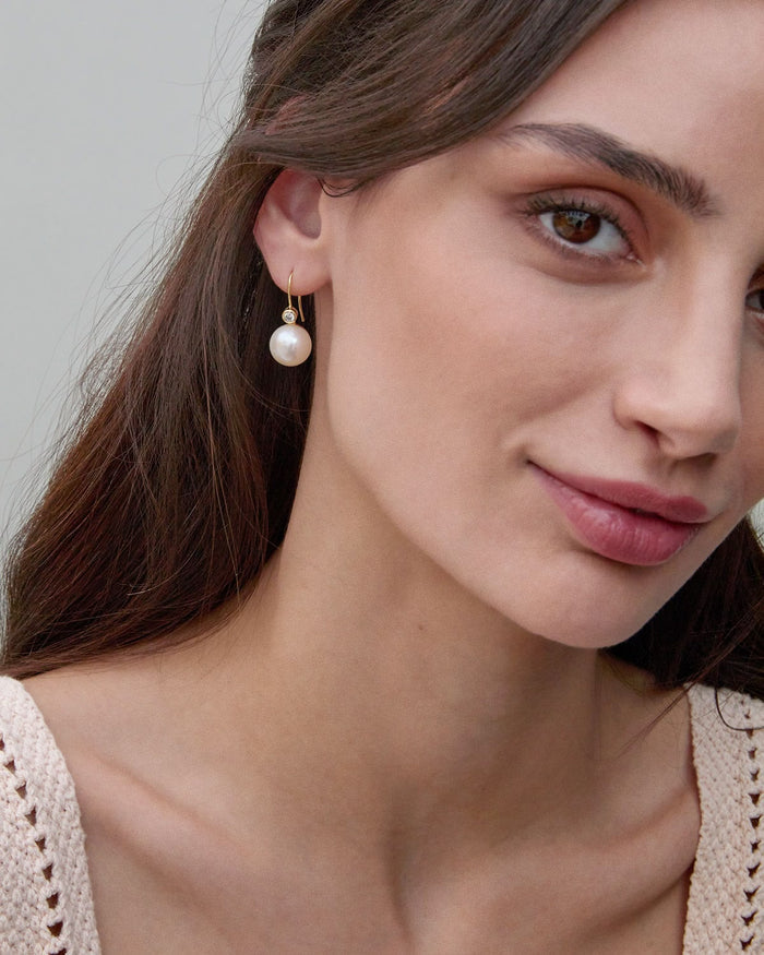 Bryan Anthonys By My Side Pearl Drop Earring On Model