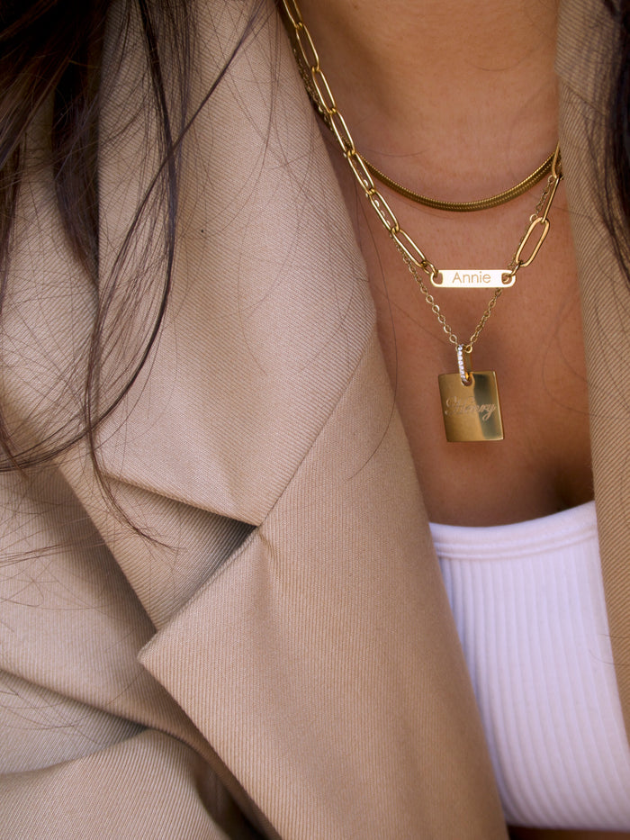 Custom Bar Link necklace in gold with personalized engraved bar links