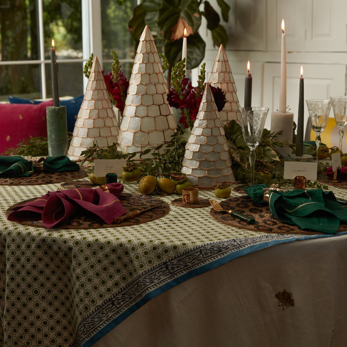 Dot Print Tablecloth, Green - The Well Appointed House