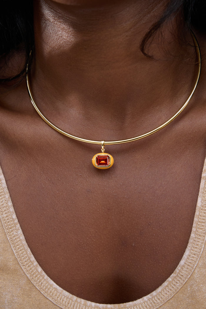 Gelato Gem pendant with a faceted birthstone in a smooth bezel setting