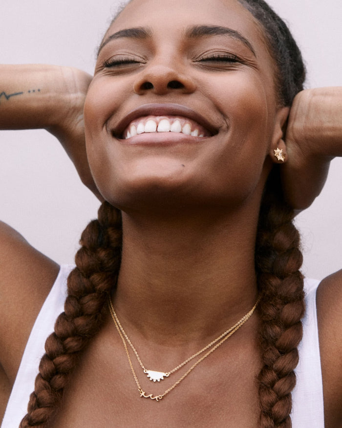 Bryan Anthonys Go With The Waves Gold Necklace on Model