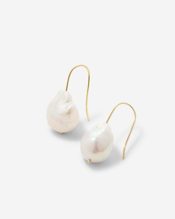 Bryan Anthonys Grit Gold Drop Earrings Macro