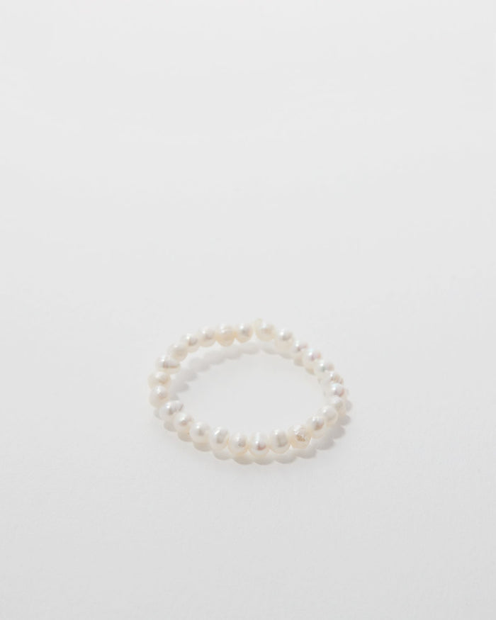 Bryan Anthonys Grit Seed Pearl Ring Macro