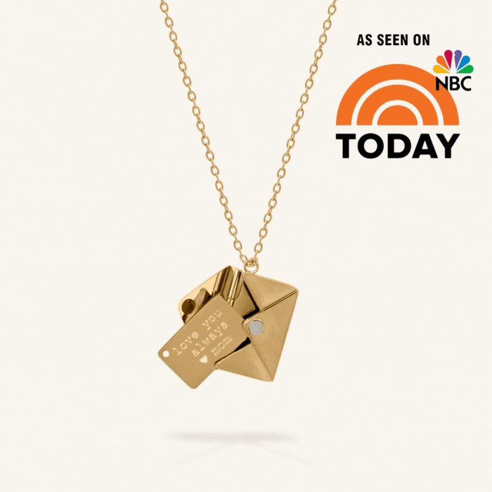 The Love Note necklace with a small engravable rectangular plate pendant