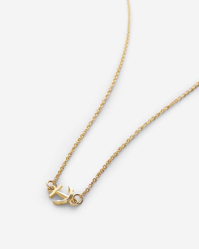 Bryan Anthonys MY ANCHOR GOLD NECKLACE MACRO SHOT