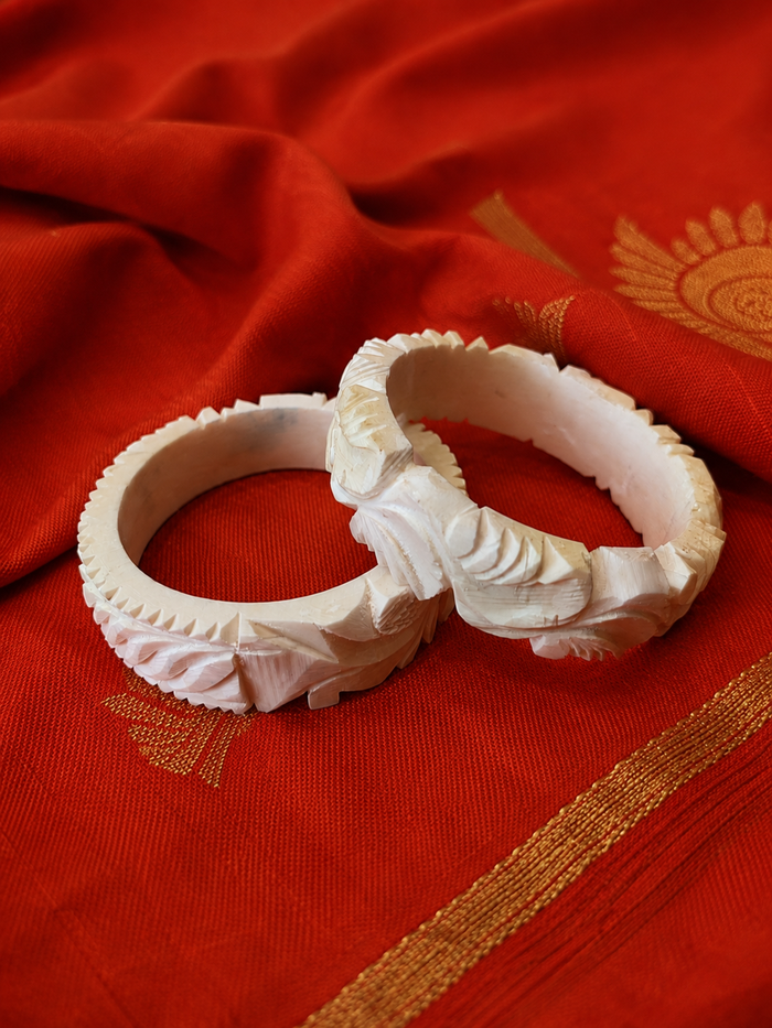 Shankh Stand- Made Of Natural Conch (1 Pc)