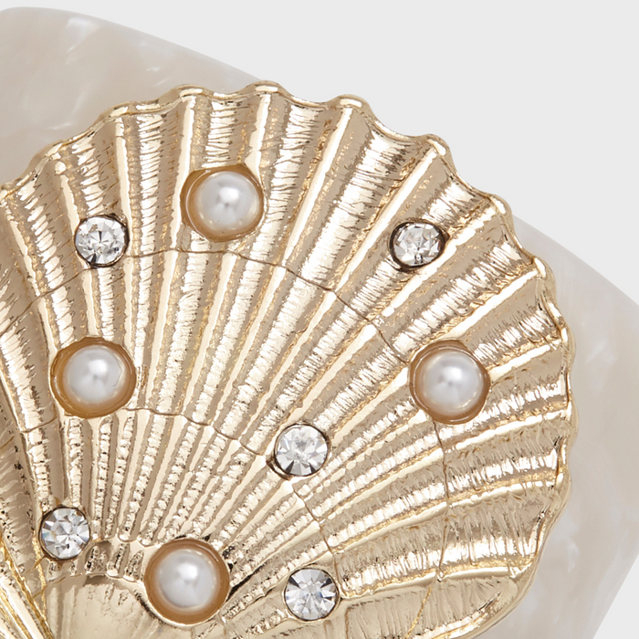 Shell Resin Napkin Rings, Pearly White, Set of Four - The Well Appointed House