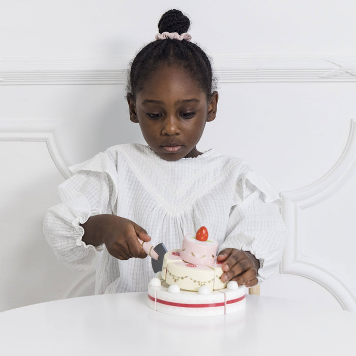 Sliceable Wedding Cake for Pretend Play - The Well Appointed House