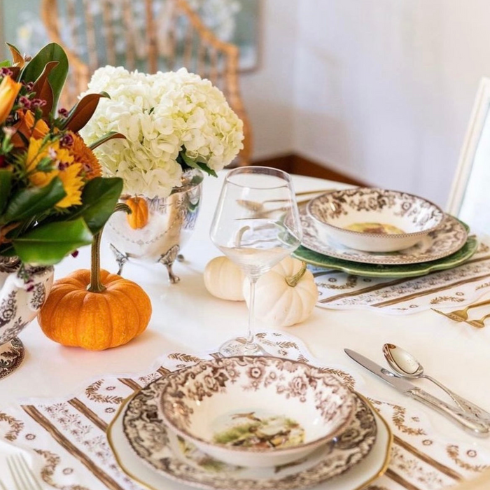 Square Scalloped Placemat, Boxwood Garden - Espresso - The Well Appointed House
