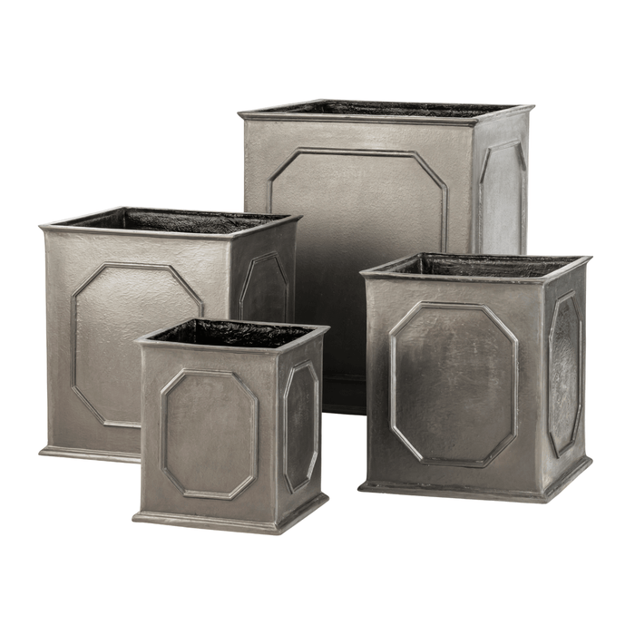 William Traditional Garden Planter - Outdoor Planters - The Well Appointed House